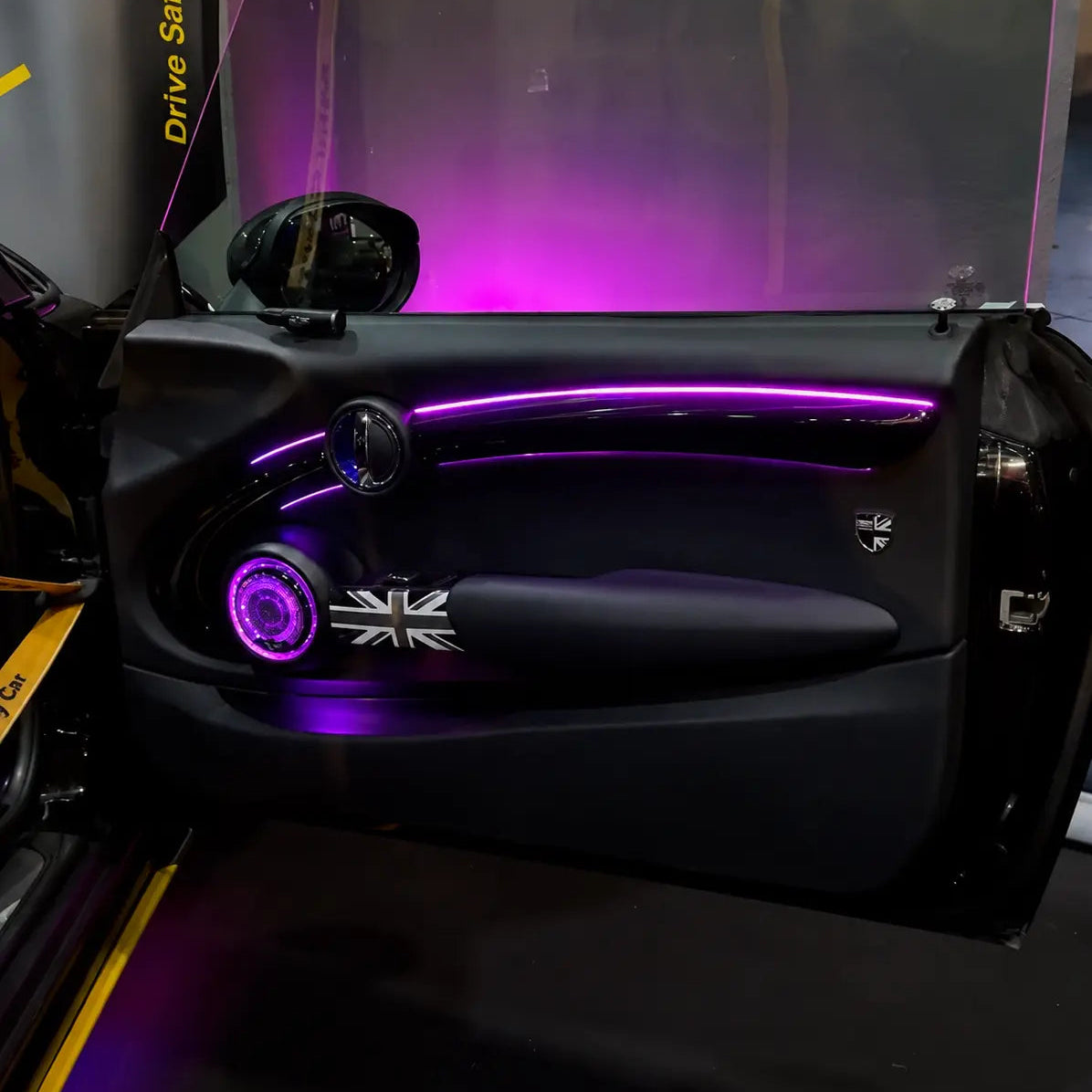 Deur met ambient light minicooper